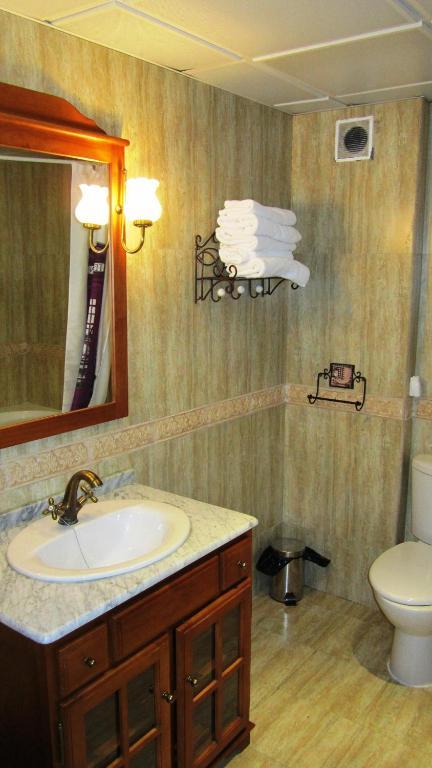 Las Olivas- Borox Aparthotel Seseña Nuevo Стая снимка